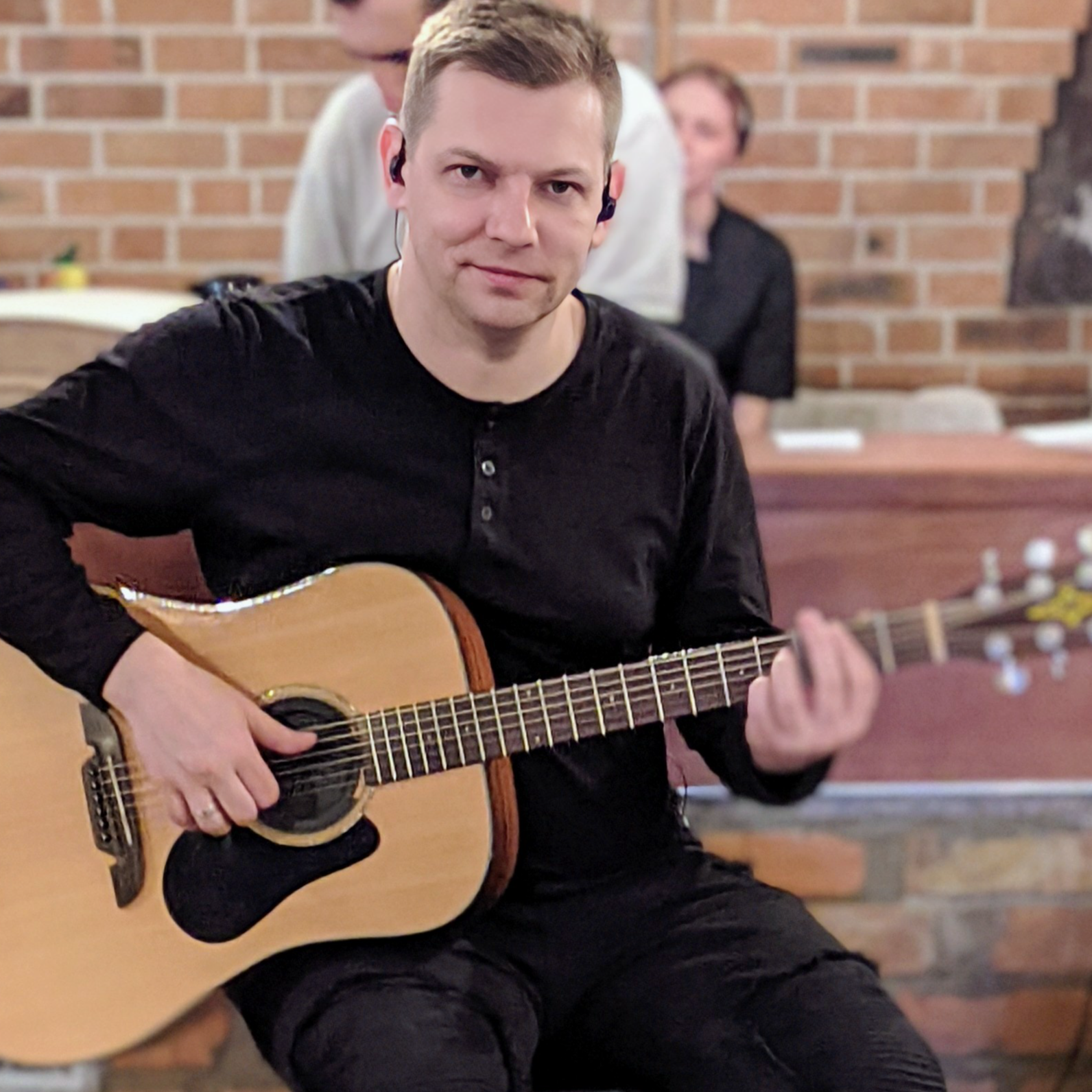 Музичні інструменти репетитор